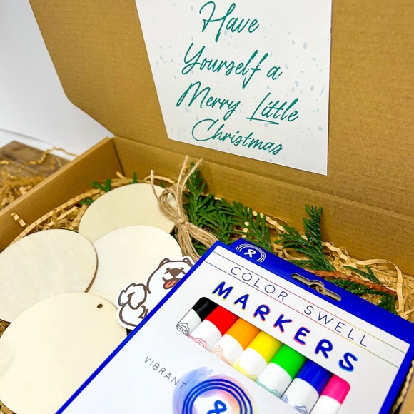 DIY Ornament Kit for All Ages | Christmas Crafting - Picture 2 of 8